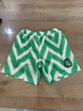 Green Chevron Kids' Shorts with White Pattern